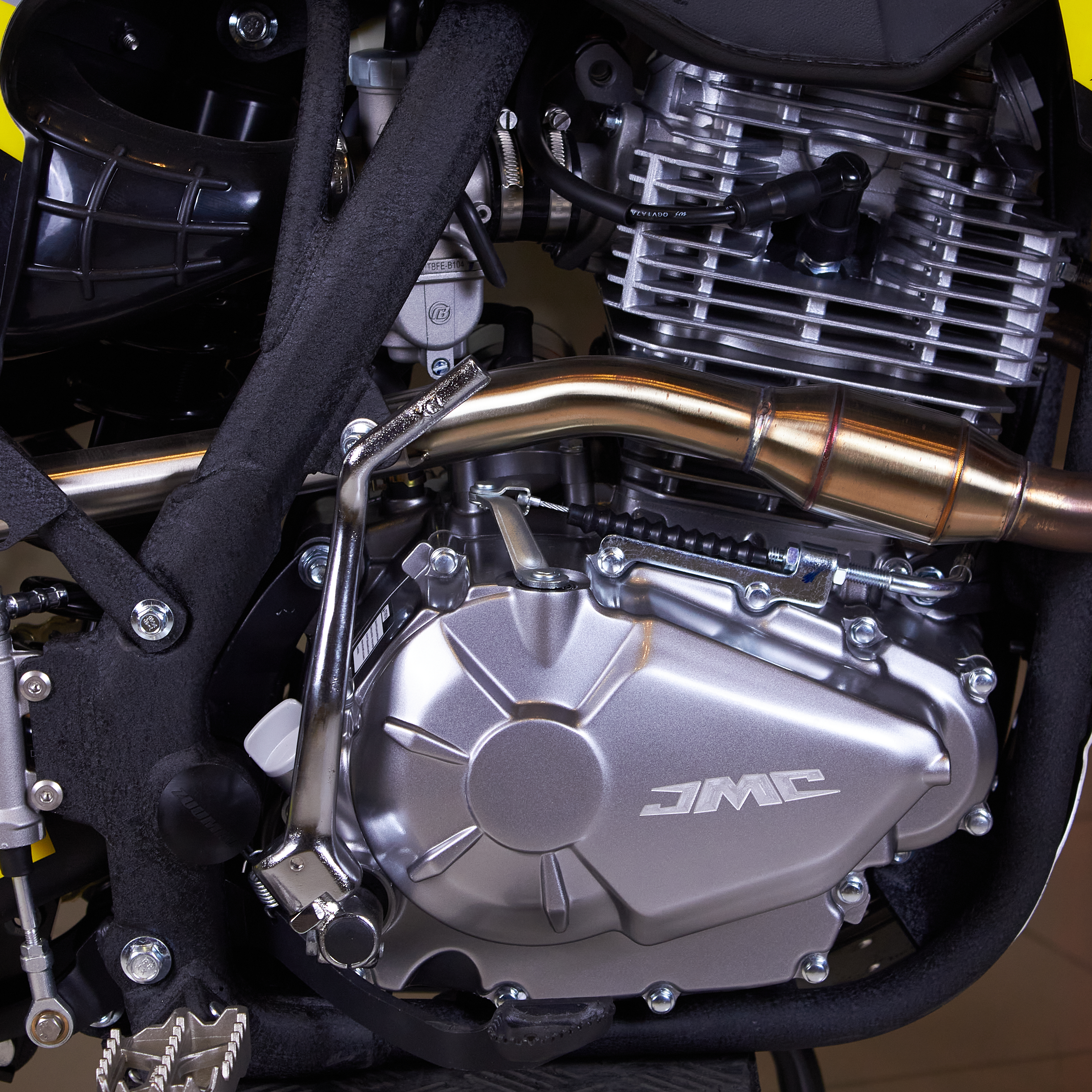 f12591168